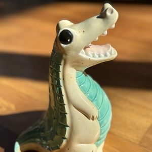 Vintage Ceramic Alligator/Crocodile Coin Bank w/plug marked by artist